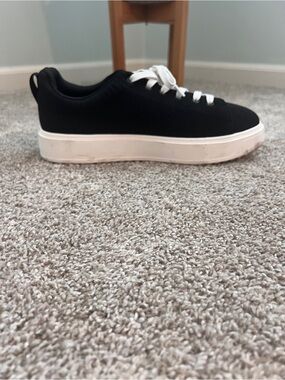 Torrid Black Platform Sneakers White Laces Size 11 WW Wide Width